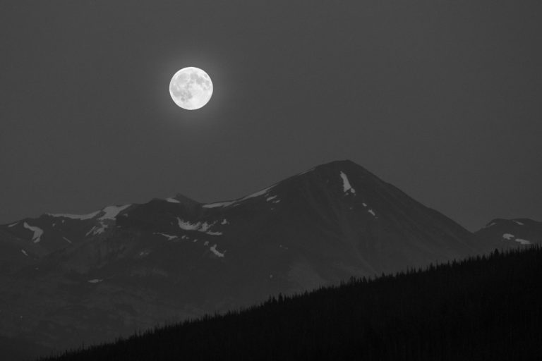 Black and white full moon mountains