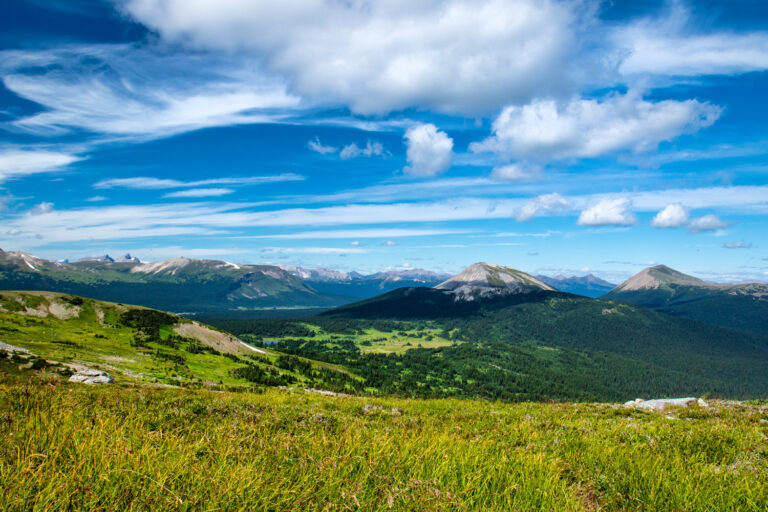 mountains clouds